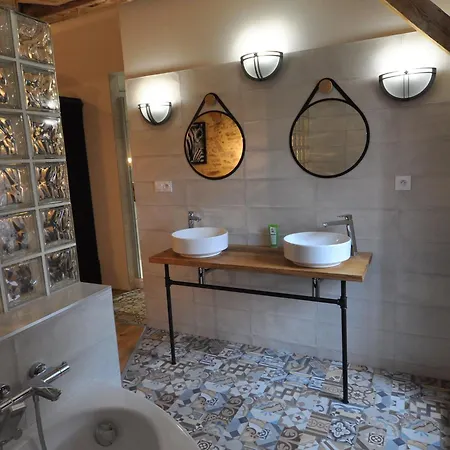 Chateau Historique Avec Jardin, Et Salle De Sport, Ideal Pour Seminaires Ou Sejours Detente - Fr-1-426-516 Dom wakacyjny La Rabateliere