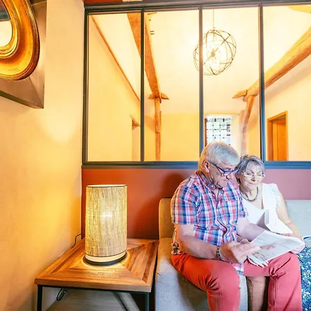 Château Historique Avec Jardin, Et Salle De Sport, Idéal Pour Séminaires Ou Séjours Détente - Fr-1-426-516 Hébergement de vacances La Rabateliere