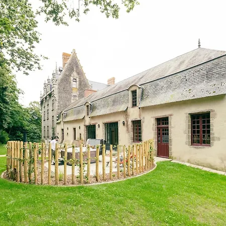Château Historique Avec Jardin, Et Salle De Sport, Idéal Pour Séminaires Ou Séjours Détente - Fr-1-426-516