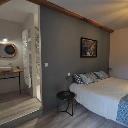 Château Historique Avec Jardin, Et Salle De Sport, Idéal Pour Séminaires Ou Séjours Détente - Fr-1-426-516 * La Rabateliere