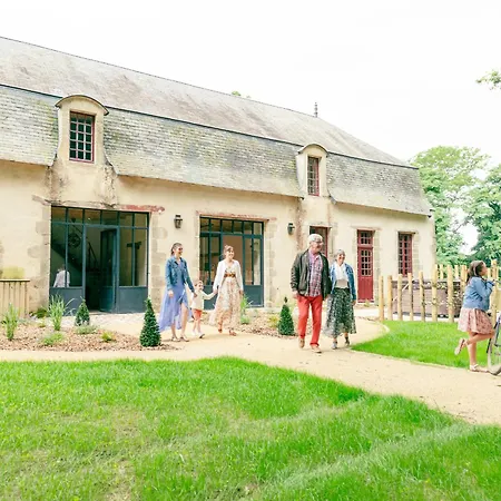 Château Historique Avec Jardin, Et Salle De Sport, Idéal Pour Séminaires Ou Séjours Détente - Fr-1-426-516