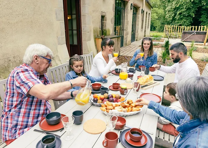 Chateau Historique Avec Jardin, Et Salle De Sport, Ideal Pour Seminaires Ou Sejours Detente - Fr-1-426-516 Σπίτι διακοπών *