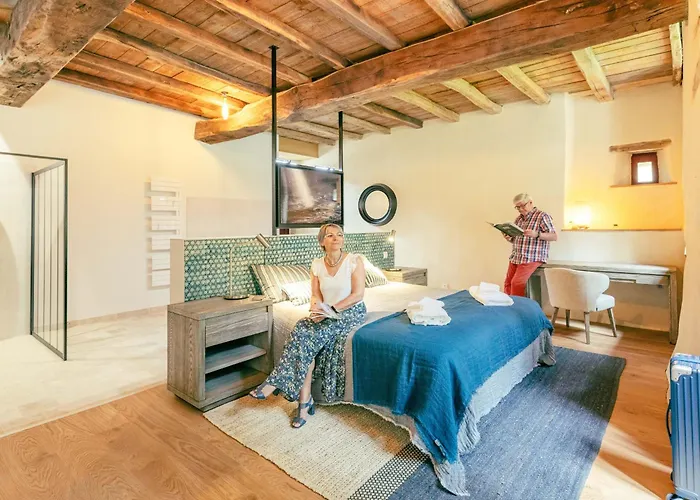 Σπίτι διακοπών Chateau Historique Avec Jardin, Et Salle De Sport, Ideal Pour Seminaires Ou Sejours Detente - Fr-1-426-516 *