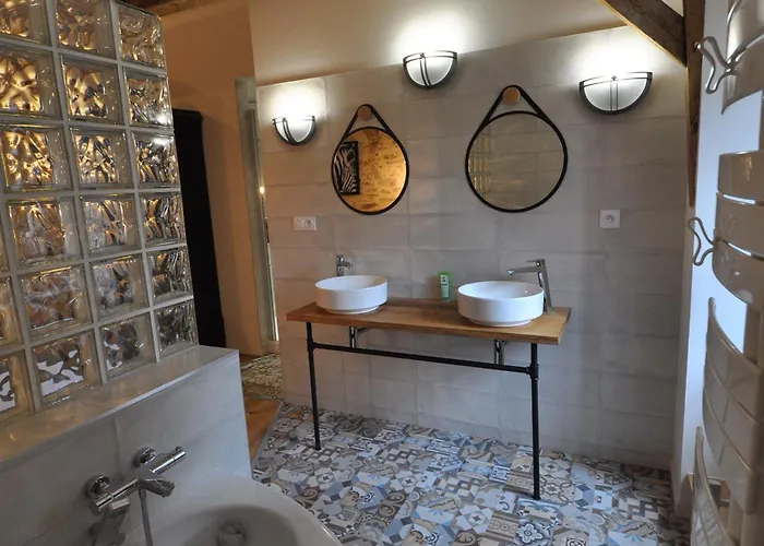 Chateau Historique Avec Jardin, Et Salle De Sport, Ideal Pour Seminaires Ou Sejours Detente - Fr-1-426-516 Σπίτι διακοπών La Rabateliere