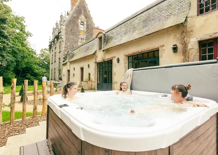 Σπίτι διακοπών Chateau Historique Avec Jardin, Et Salle De Sport, Ideal Pour Seminaires Ou Sejours Detente - Fr-1-426-516 *