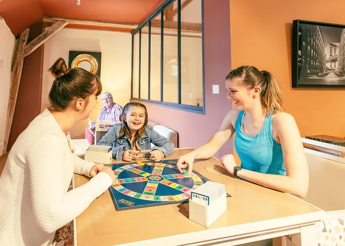 Σπίτι διακοπών Chateau Historique Avec Jardin, Et Salle De Sport, Ideal Pour Seminaires Ou Sejours Detente - Fr-1-426-516