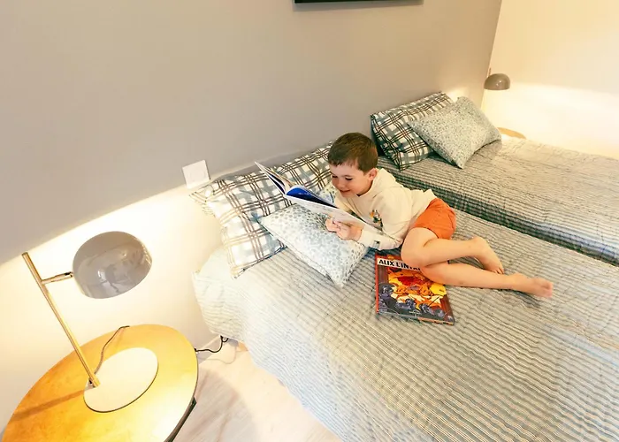 Chateau Historique Avec Jardin, Et Salle De Sport, Ideal Pour Seminaires Ou Sejours Detente - Fr-1-426-516 La Rabateliere